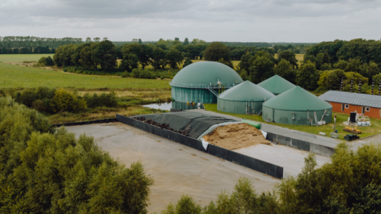 Biogasmaisanlage und Silo